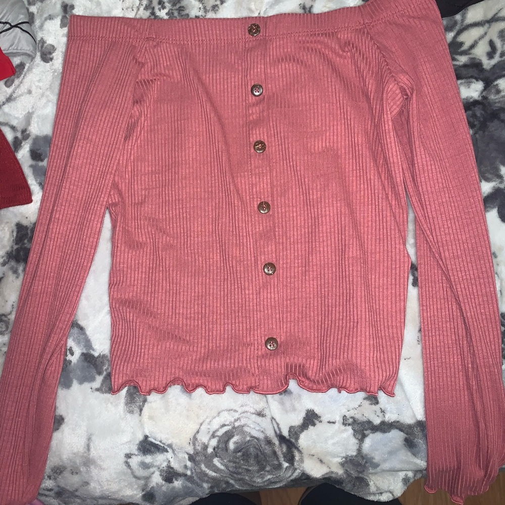 Pink off shoulder crop